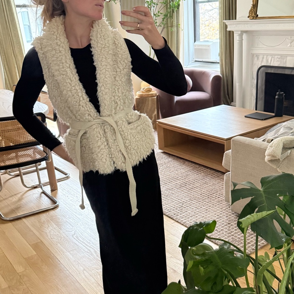 Wilfred Aritzia Beige Shearling Jacket